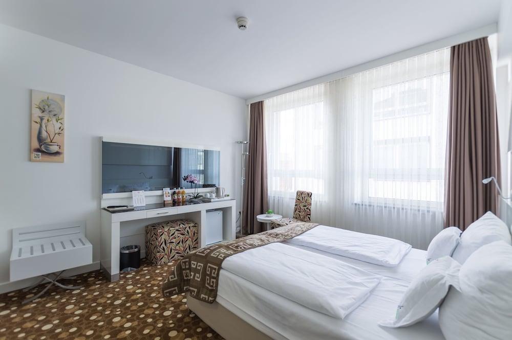 Bayer's Hotel Munich